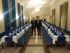 Juhlahuoneisto odottaa vieraitaan isäntineen
